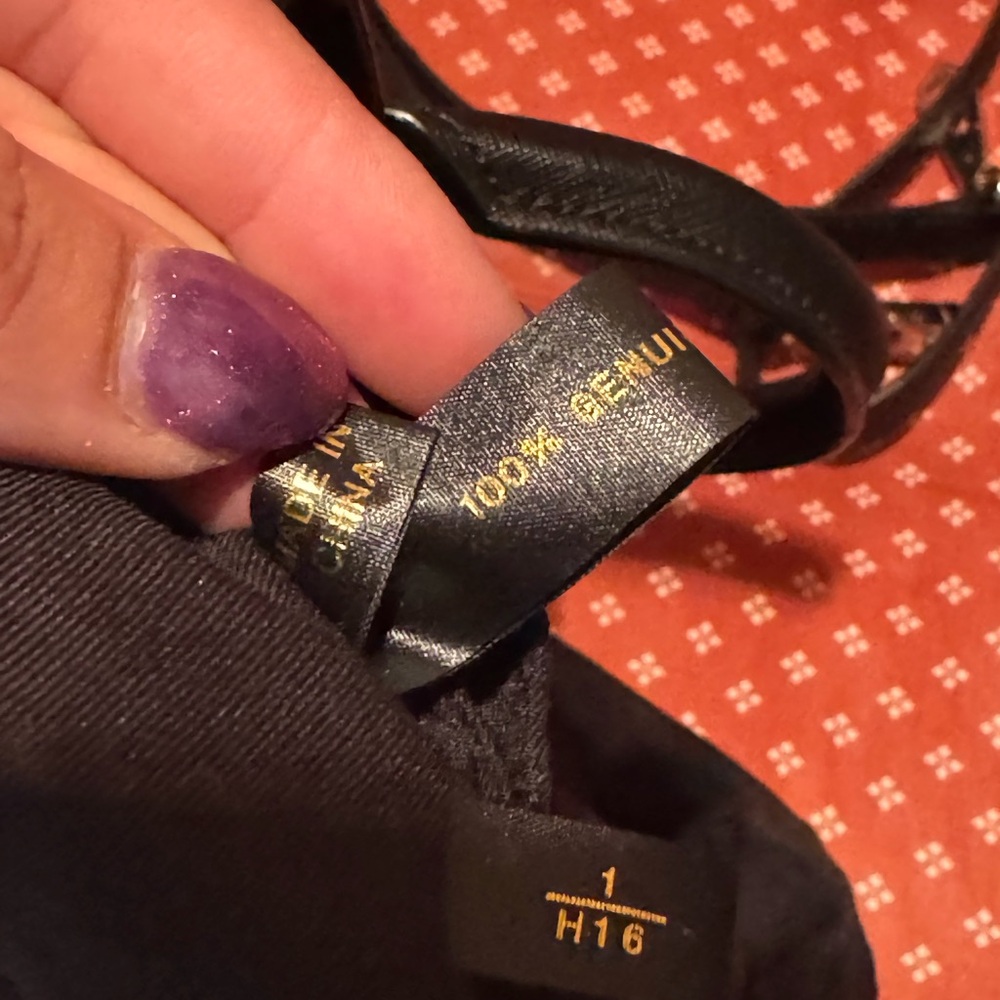Rebecca Minkoff Black Leather Mini Bag w/ Crossbody Strap - Picture 10 of 10